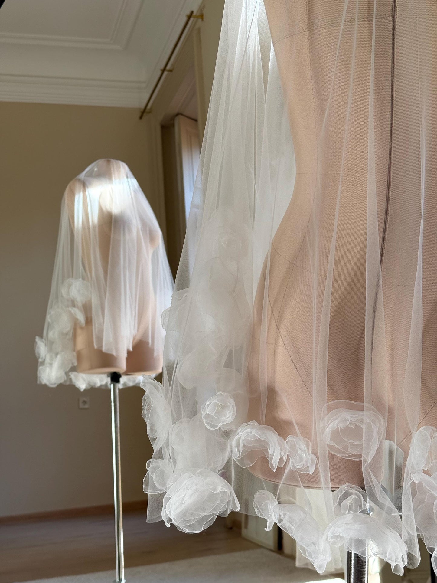 Tamari veil mini