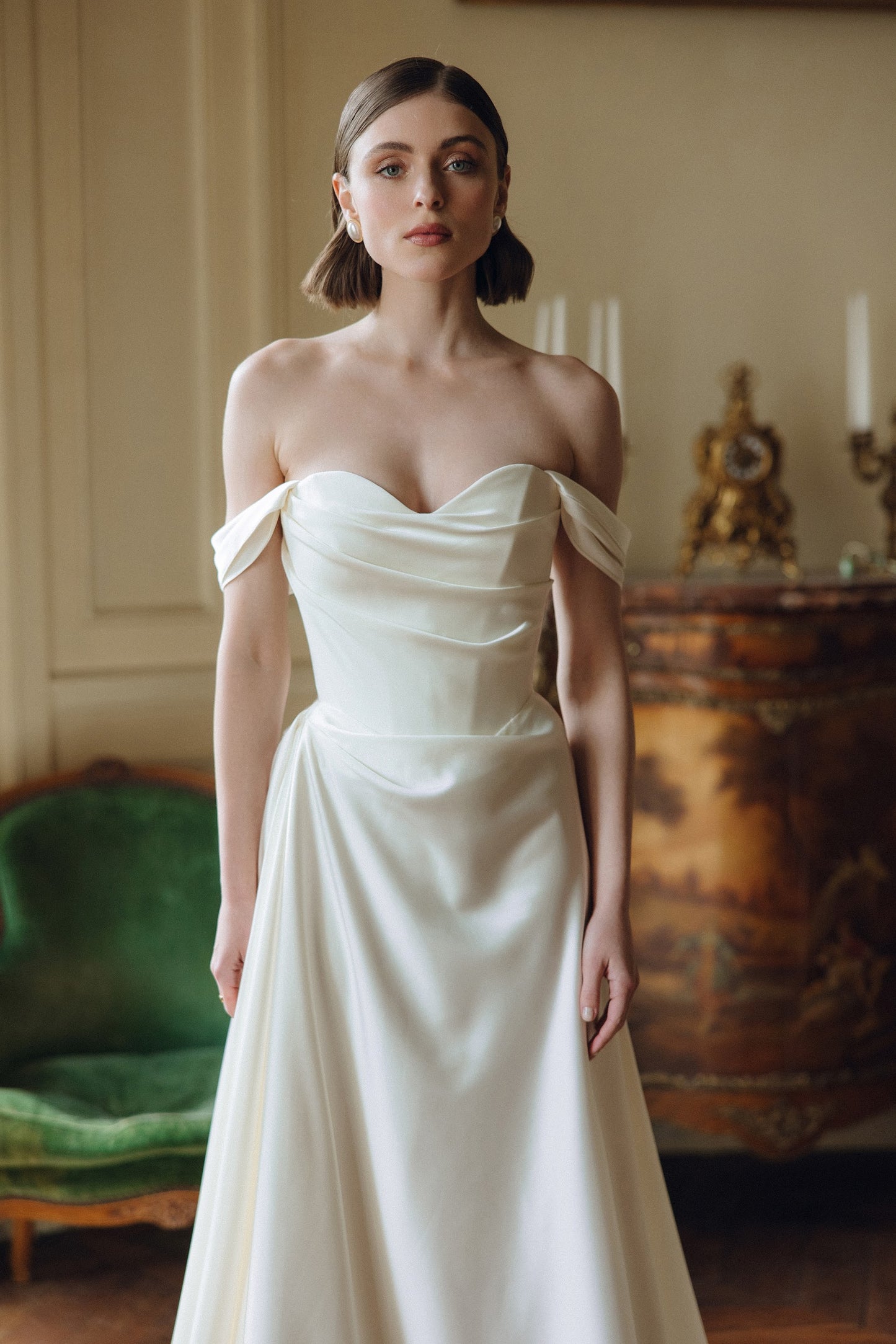 Margot with sleeves