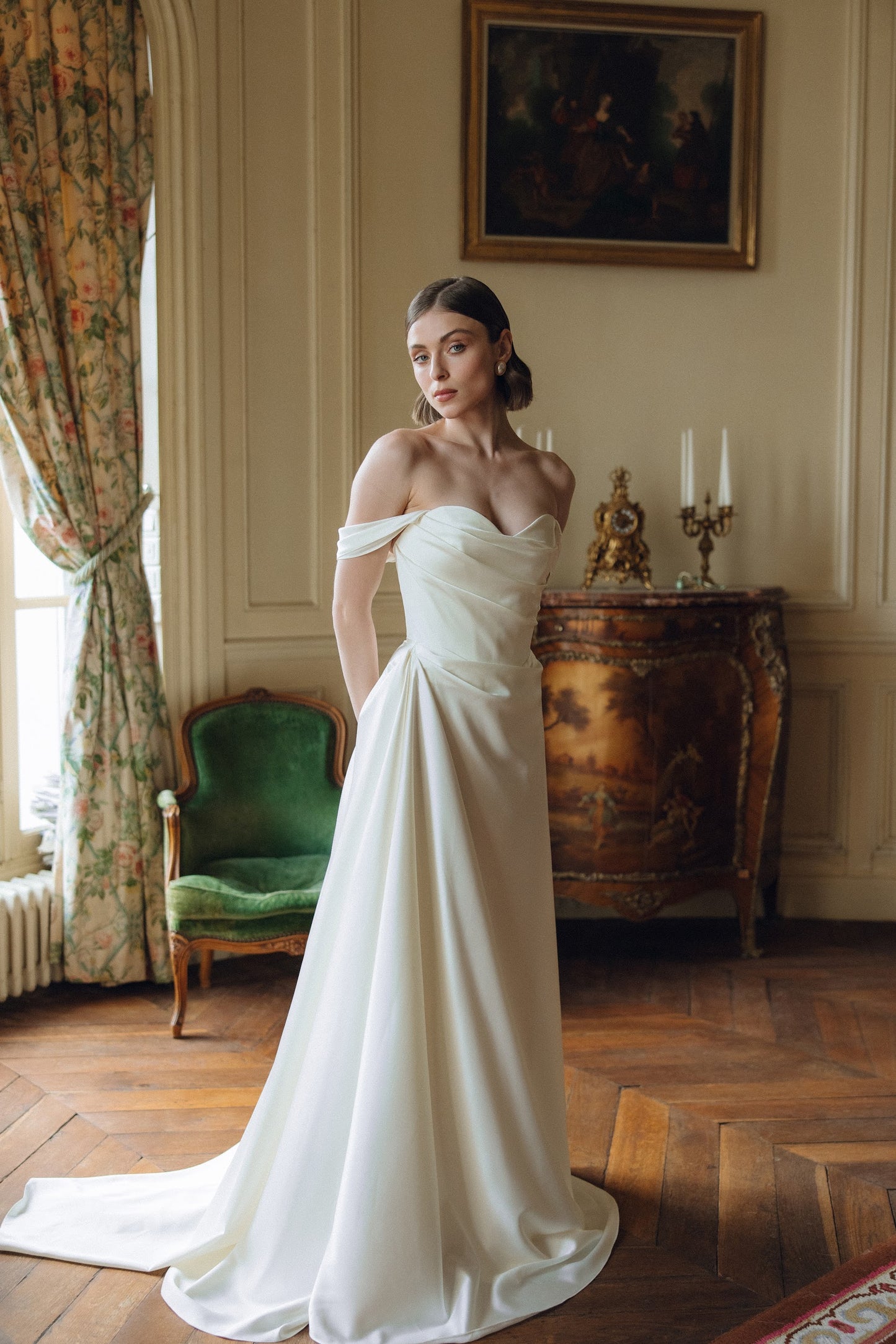 Margot with sleeves