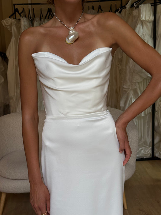 ქირა | მონა