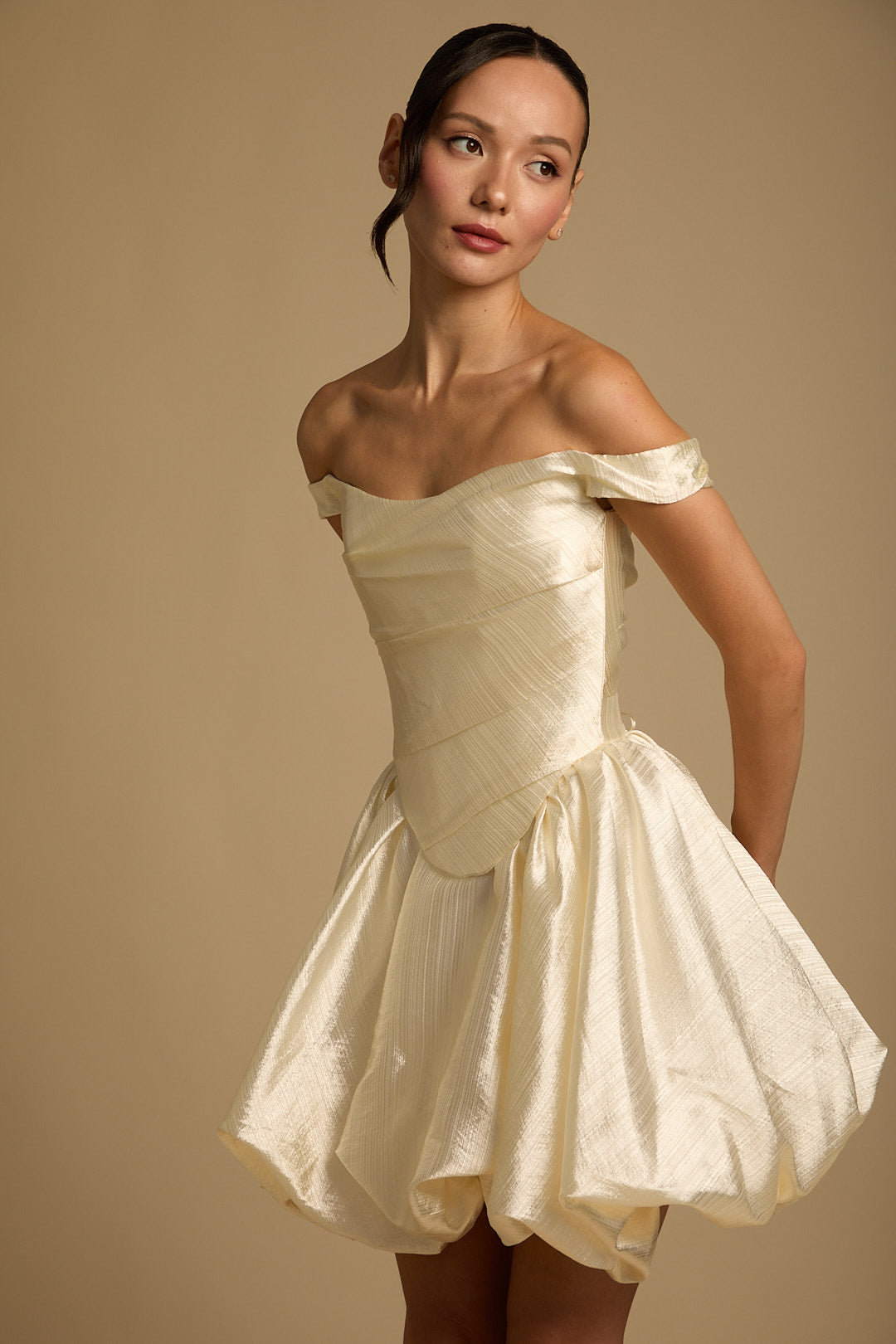 Adelina Mini