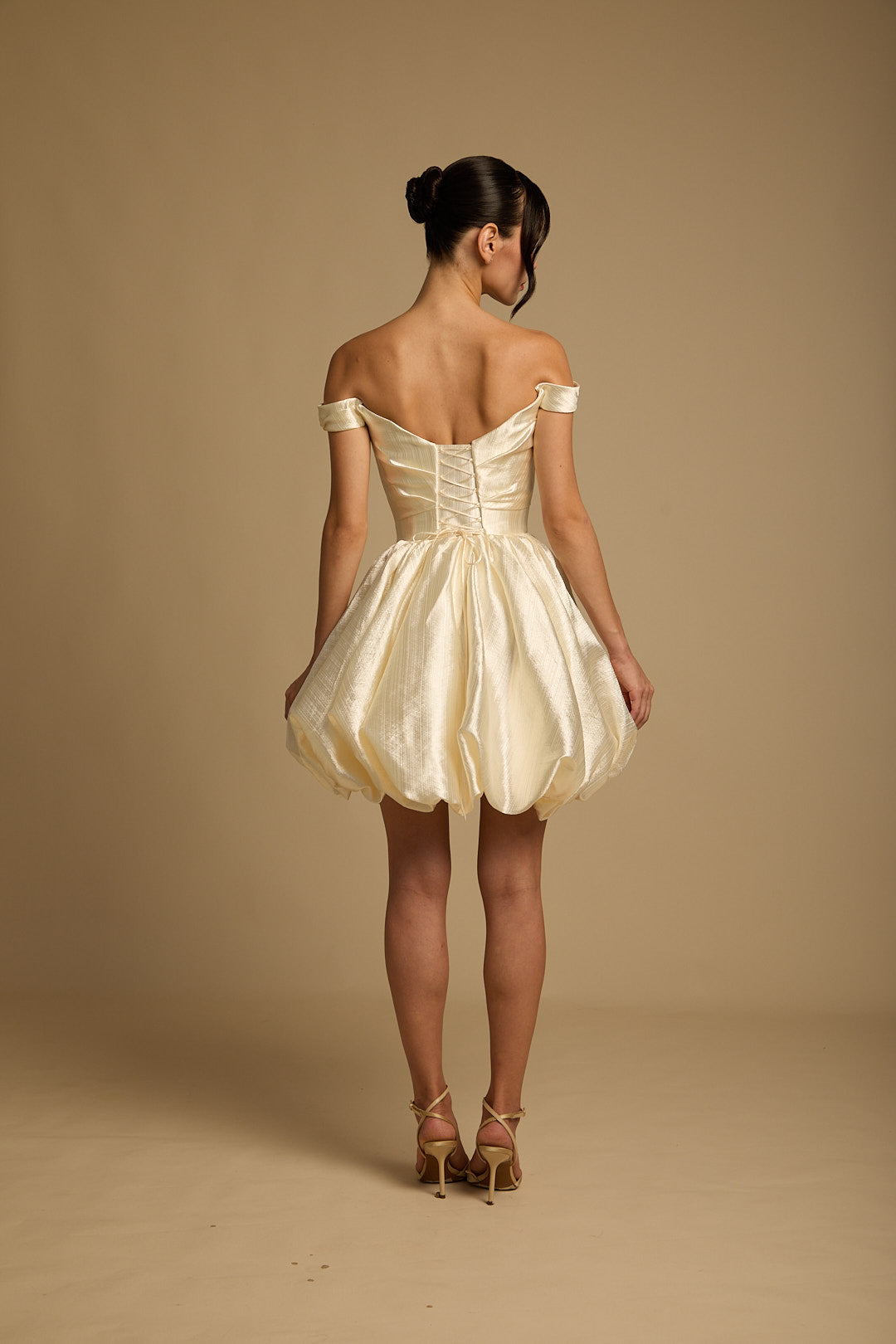 Adelina Mini