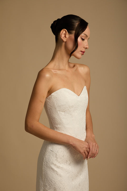 Elza skirt + Margot corset + Lace top