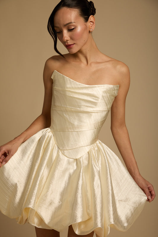 Adelina Mini