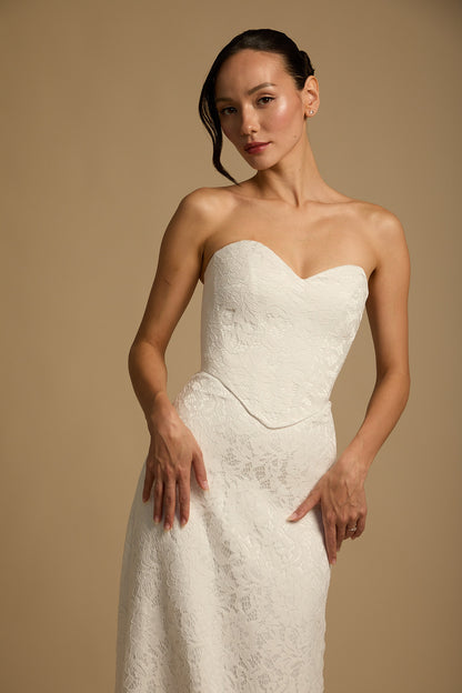 Elza skirt + Margot corset + Lace top