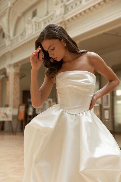 Adi corset & Adi skirt